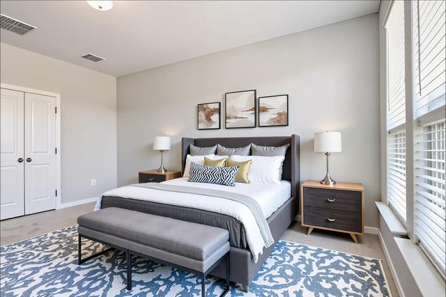 574 Sugar Cane RD, Buda, TX 78610