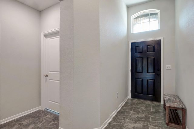 574 Sugar Cane RD, Buda, TX 78610