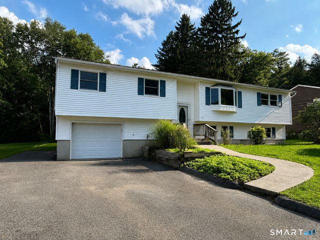 19 Hillside Circle, Brookfield, CT 06804