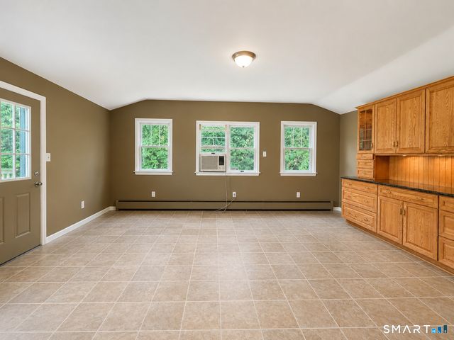19 Hillside Circle, Brookfield, CT 06804