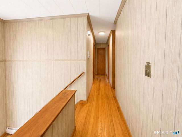 19 Hillside Circle, Brookfield, CT 06804