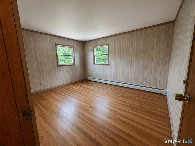 19 Hillside Circle, Brookfield, CT 06804