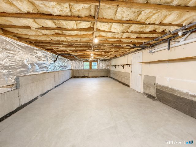 19 Hillside Circle, Brookfield, CT 06804