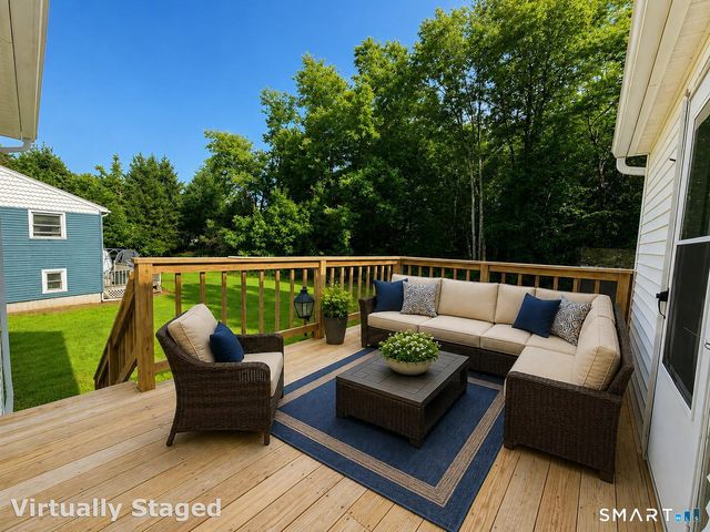 19 Hillside Circle, Brookfield, CT 06804
