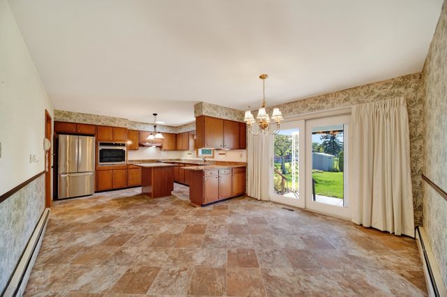 3418 REGIS Drive, Erie, PA 16510