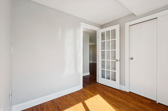 55 River Rd Apt 6A, Manchester, NH 03104