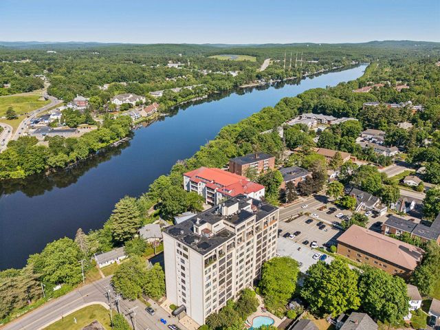 55 River Rd Apt 6A, Manchester, NH 03104