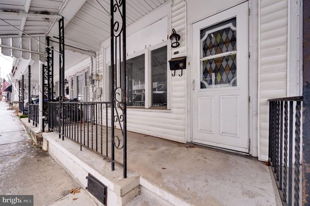 102 WATER STREET, New Philadelphia, PA 17959