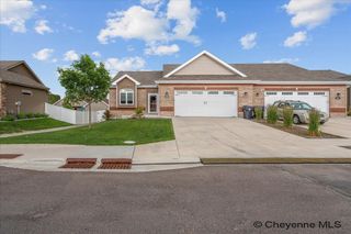 2337 FOOTHILLS RD, Cheyenne, WY 82009