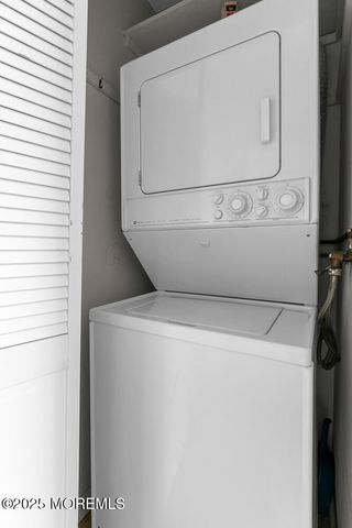 1 Channel Drive 1507, Monmouth Beach, NJ 07750