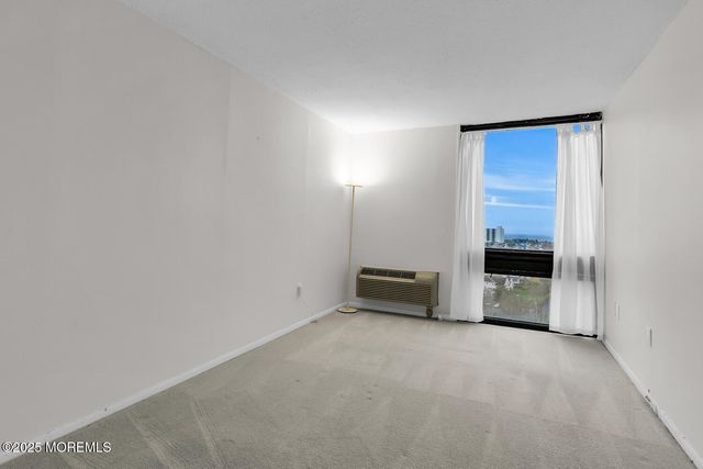 1 Channel Drive 1507, Monmouth Beach, NJ 07750