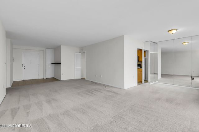 1 Channel Drive 1507, Monmouth Beach, NJ 07750