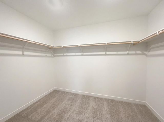 8475 Anker Way, Elk Grove, CA 95757