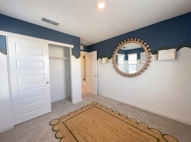 8475 Anker Way, Elk Grove, CA 95757