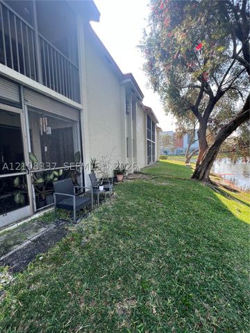 5533 Courtyard Dr 5533, Margate, FL 33063