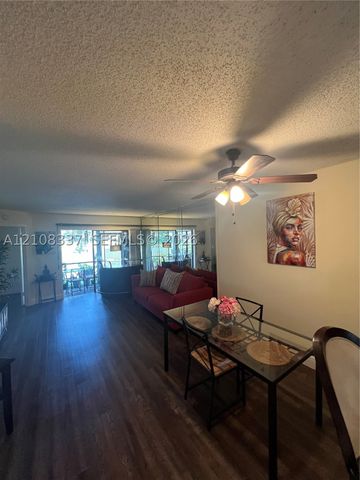 5533 Courtyard Dr 5533, Margate, FL 33063