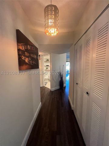 5533 Courtyard Dr 5533, Margate, FL 33063