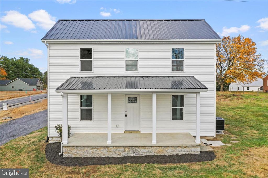 485 BEDINGTON RD, Martinsburg, WV 25404