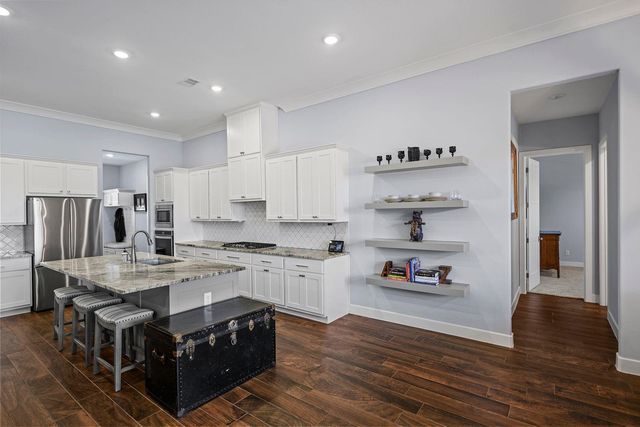 18819 Serene Water Drive, Montgomery, TX 77356
