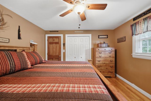 4 Olive Dr, Leominster, MA 01453