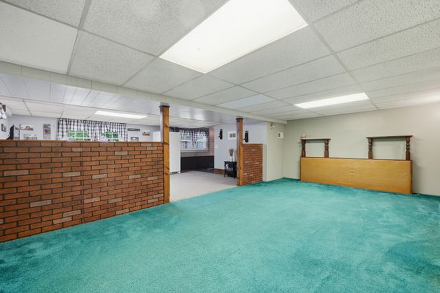 4 Olive Dr, Leominster, MA 01453