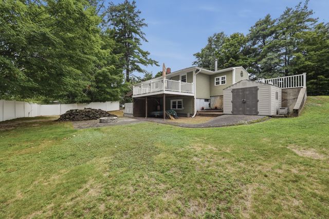 4 Olive Dr, Leominster, MA 01453