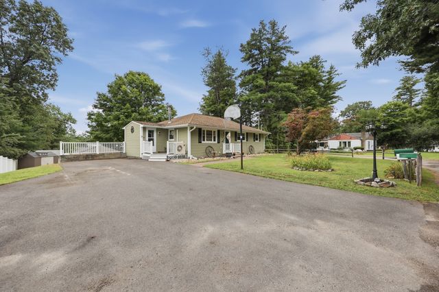4 Olive Dr, Leominster, MA 01453