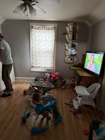 2027 Cooper Avenue, Saginaw, MI 48602