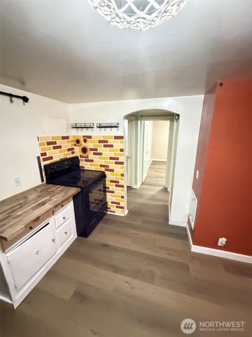 2821 NW Costa Vida Way, Poulsbo, WA 98370