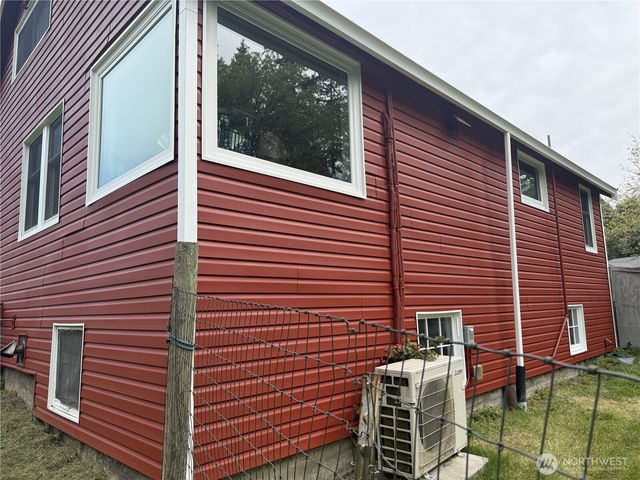2821 NW Costa Vida Way, Poulsbo, WA 98370