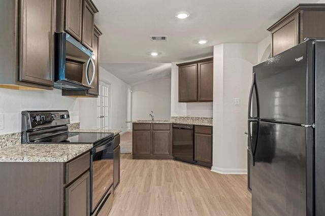 15231 Central Lakes Drive, Humble, TX 77396