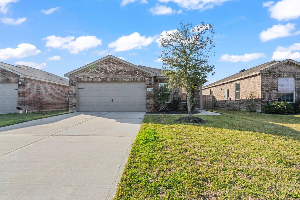 15231 Central Lakes Drive, Humble, TX 77396