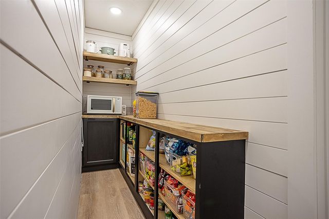 200 Jena Lane, Lumberton, TX 77657