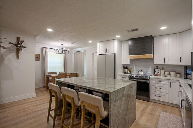 200 Jena Lane, Lumberton, TX 77657