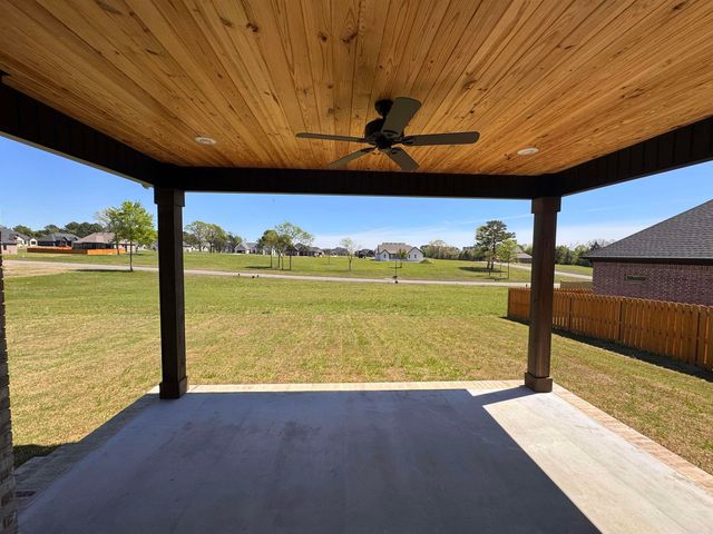 1220 Zenyatta, Searcy, AR 72143