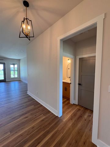 1220 Zenyatta, Searcy, AR 72143