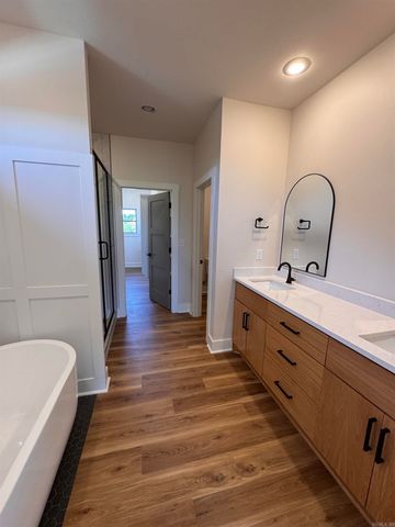 1220 Zenyatta, Searcy, AR 72143