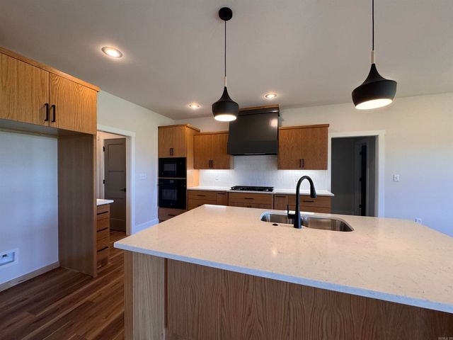 1220 Zenyatta, Searcy, AR 72143