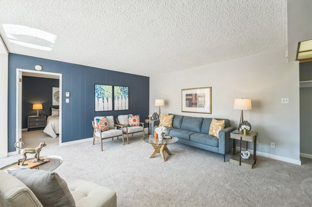 2550 dana 2F, Berkeley, CA 94704