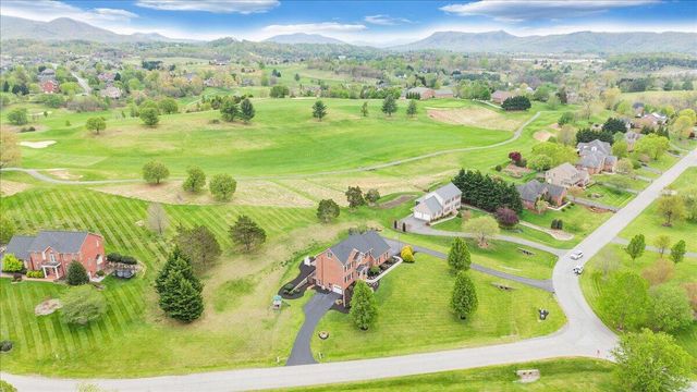 580 Scarlet DR, Daleville, VA 24083
