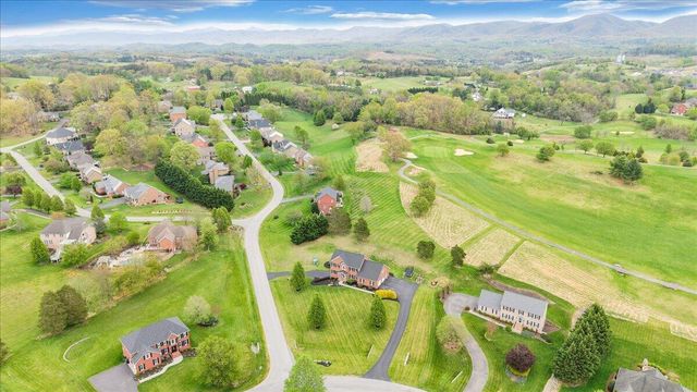 580 Scarlet DR, Daleville, VA 24083