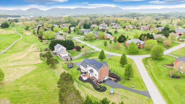 580 Scarlet DR, Daleville, VA 24083