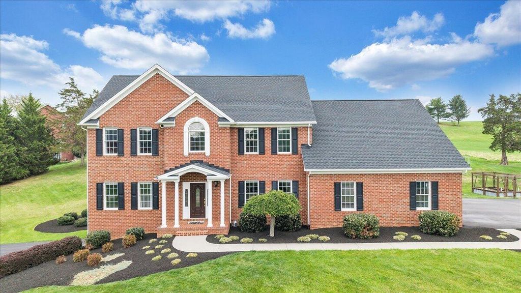 580 Scarlet DR, Daleville, VA 24083