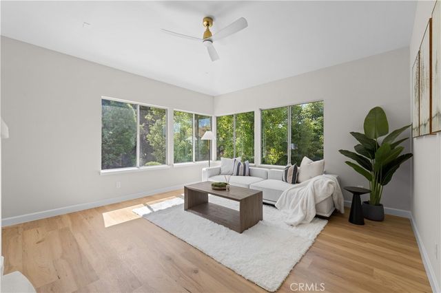 5776 Parkcrest Dr, La Verne, CA 91750