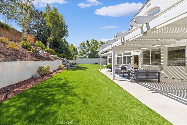 5776 Parkcrest Dr, La Verne, CA 91750