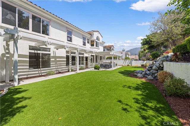 5776 Parkcrest Dr, La Verne, CA 91750
