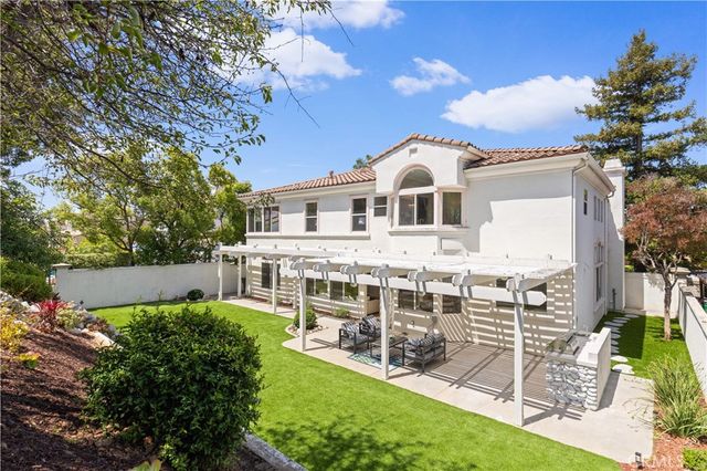 5776 Parkcrest Dr, La Verne, CA 91750