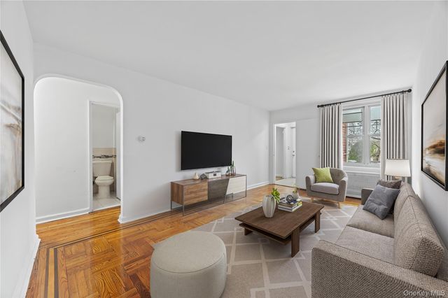 3121 Mickle Avenue, Bronx, NY 10469
