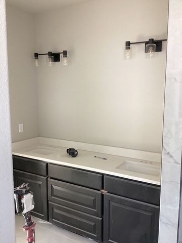 808 W Kelley Ann Street, Siloam Springs, AR 72761