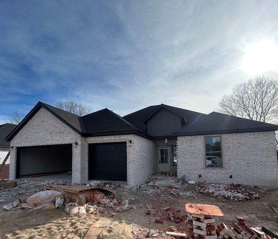 808 W Kelley Ann Street, Siloam Springs, AR 72761